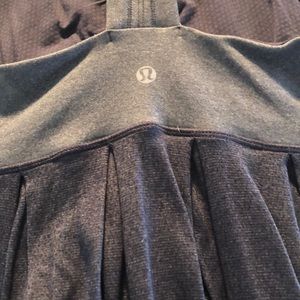Lululemon grey top
